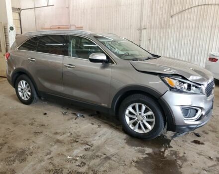 Сірий Кіа Соренто, об'ємом двигуна 2.4 л та пробігом 200 тис. км за 10600 $, фото 6 на Automoto.ua