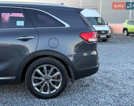 Сірий Кіа Соренто, об'ємом двигуна 2.2 л та пробігом 257 тис. км за 23990 $, фото 5 на Automoto.ua