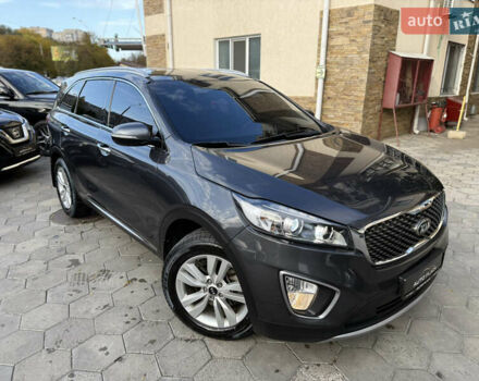 Киа Соренто 2017 в Одессе на Automoto.ua Серый Киа Соренто, объемом двигателя 2 л и пробегом 140 тыс. км за 22500 $, фото 12 на Automoto.ua