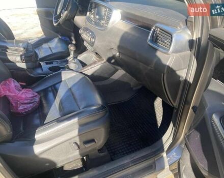Киа Соренто 2017 в Бориславе на Automoto.ua Серый Киа Соренто, объемом двигателя 3.34 л и пробегом 168 тыс. км за 17000 $, фото 15 на Automoto.ua