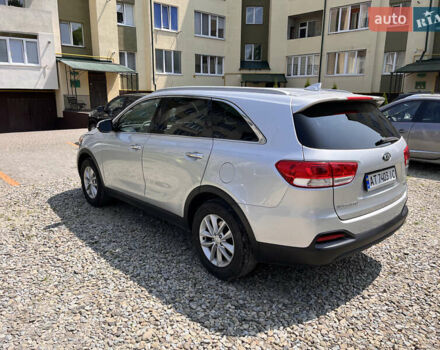 Серый Киа Соренто, объемом двигателя 2.4 л и пробегом 125 тыс. км за 15200 $, фото 4 на Automoto.ua