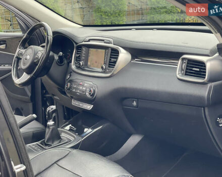 Серый Киа Соренто, объемом двигателя 2.2 л и пробегом 253 тыс. км за 18999 $, фото 168 на Automoto.ua