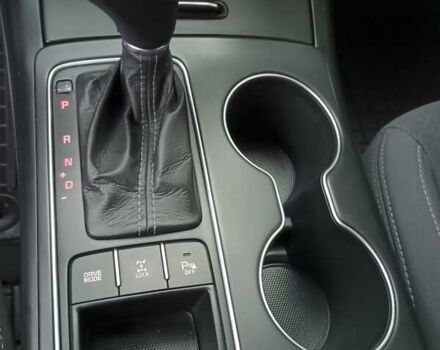 Серый Киа Соренто, объемом двигателя 2.4 л и пробегом 170 тыс. км за 14950 $, фото 9 на Automoto.ua