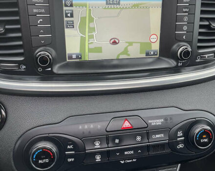 Сірий Кіа Соренто, об'ємом двигуна 2.2 л та пробігом 253 тис. км за 18999 $, фото 118 на Automoto.ua