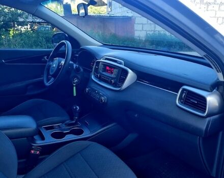 Серый Киа Соренто, объемом двигателя 2.4 л и пробегом 171 тыс. км за 14500 $, фото 6 на Automoto.ua