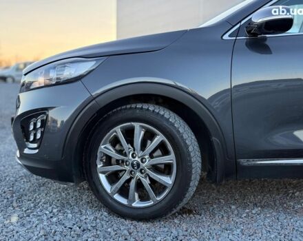 Серый Киа Соренто, объемом двигателя 2.2 л и пробегом 257 тыс. км за 23990 $, фото 4 на Automoto.ua