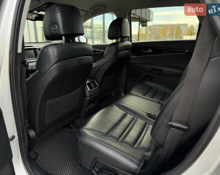 Сірий Кіа Соренто, об'ємом двигуна 0 л та пробігом 205 тис. км за 13400 $, фото 44 на Automoto.ua