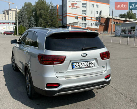 Сірий Кіа Соренто, об'ємом двигуна 2 л та пробігом 113 тис. км за 23999 $, фото 8 на Automoto.ua