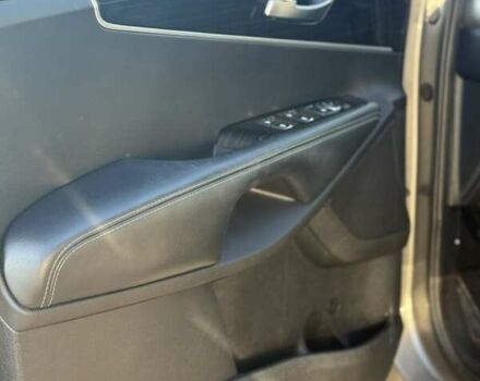 Киа Соренто 2018 в Городенке на Automoto.ua Серый Киа Соренто, объемом двигателя 2.36 л и пробегом 109 тыс. км за 16300 $, фото 21 на Automoto.ua