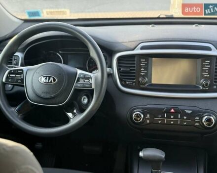 Киа Соренто 2018 в Городенке на Automoto.ua Серый Киа Соренто, объемом двигателя 2.36 л и пробегом 109 тыс. км за 16300 $, фото 16 на Automoto.ua