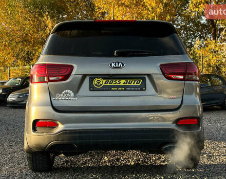 Серый Киа Соренто, объемом двигателя 2.36 л и пробегом 105 тыс. км за 17500 $, фото 4 на Automoto.ua