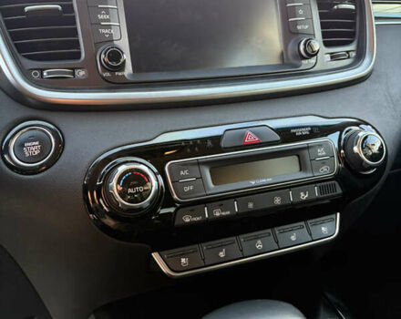 Серый Киа Соренто, объемом двигателя 2 л и пробегом 116 тыс. км за 23999 $, фото 20 на Automoto.ua