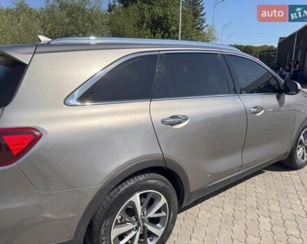 Серый Киа Соренто, объемом двигателя 3.3 л и пробегом 79 тыс. км за 17400 $, фото 4 на Automoto.ua