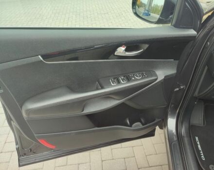 Серый Киа Соренто, объемом двигателя 2.2 л и пробегом 227 тыс. км за 21000 $, фото 14 на Automoto.ua