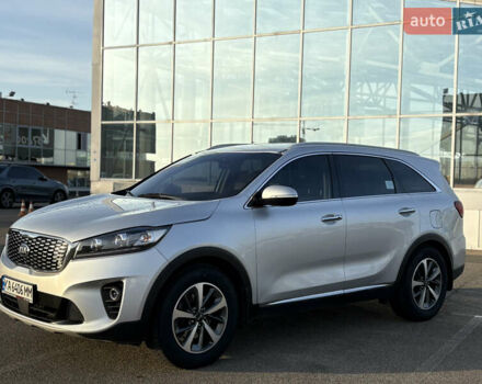 Серый Киа Соренто, объемом двигателя 2 л и пробегом 116 тыс. км за 23999 $, фото 11 на Automoto.ua