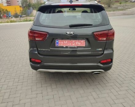 Серый Киа Соренто, объемом двигателя 2.2 л и пробегом 227 тыс. км за 21000 $, фото 3 на Automoto.ua