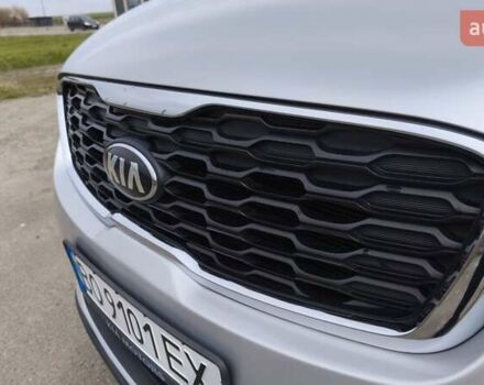 Сірий Кіа Соренто, об'ємом двигуна 3.34 л та пробігом 120 тис. км за 17800 $, фото 10 на Automoto.ua