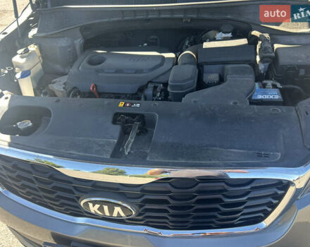 Сірий Кіа Соренто, об'ємом двигуна 2.36 л та пробігом 100 тис. км за 19300 $, фото 17 на Automoto.ua