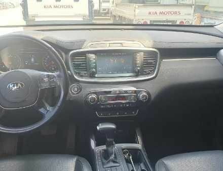 Сірий Кіа Соренто, об'ємом двигуна 2 л та пробігом 100 тис. км за 17000 $, фото 6 на Automoto.ua