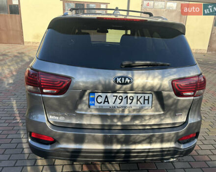 Серый Киа Соренто, объемом двигателя 2.4 л и пробегом 110 тыс. км за 17600 $, фото 4 на Automoto.ua