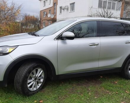 Серый Киа Соренто, объемом двигателя 2.4 л и пробегом 93 тыс. км за 18000 $, фото 3 на Automoto.ua