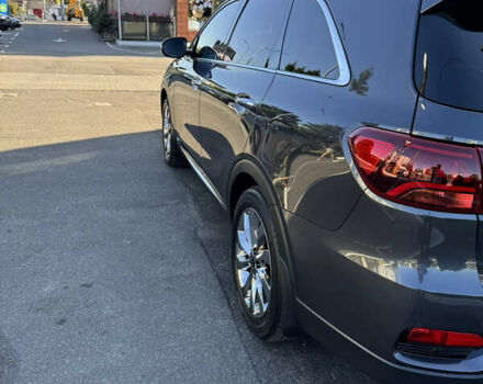 Серый Киа Соренто, объемом двигателя 2.2 л и пробегом 84 тыс. км за 34500 $, фото 5 на Automoto.ua