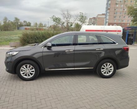 Серый Киа Соренто, объемом двигателя 2.2 л и пробегом 227 тыс. км за 21000 $, фото 2 на Automoto.ua