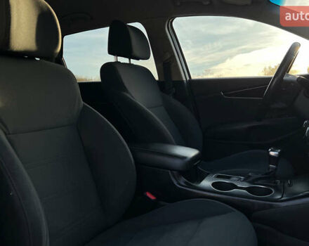 Серый Киа Соренто, объемом двигателя 2.36 л и пробегом 105 тыс. км за 17500 $, фото 15 на Automoto.ua