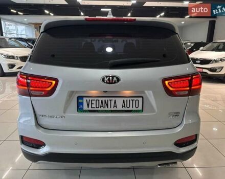 Серый Киа Соренто, объемом двигателя 2.2 л и пробегом 131 тыс. км за 25500 $, фото 18 на Automoto.ua
