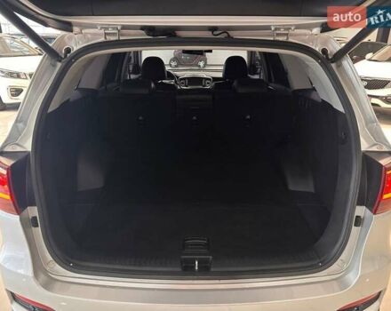 Серый Киа Соренто, объемом двигателя 2.2 л и пробегом 131 тыс. км за 25500 $, фото 17 на Automoto.ua