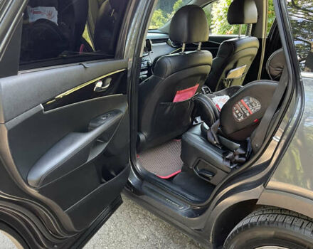 Киа Соренто 2018 в Житомире на Automoto.ua Серый Киа Соренто, объемом двигателя 2.2 л и пробегом 77 тыс. км за 26900 $, фото 7 на Automoto.ua