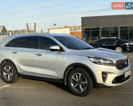 Серый Киа Соренто, объемом двигателя 2 л и пробегом 116 тыс. км за 23999 $, фото 3 на Automoto.ua