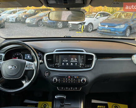 Серый Киа Соренто, объемом двигателя 2.36 л и пробегом 105 тыс. км за 17500 $, фото 10 на Automoto.ua