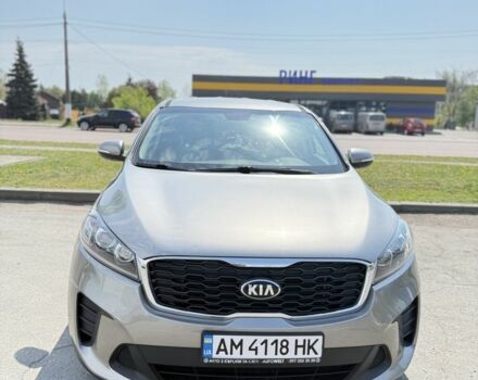 Киа Соренто 2018 в Житомире на Automoto.ua Серый Киа Соренто, объемом двигателя 2.4 л и пробегом 104 тыс. км за 17000 $, фото 6 на Automoto.ua