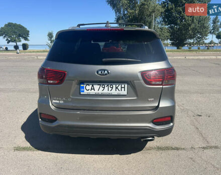 Сірий Кіа Соренто, об'ємом двигуна 2.36 л та пробігом 100 тис. км за 19300 $, фото 4 на Automoto.ua
