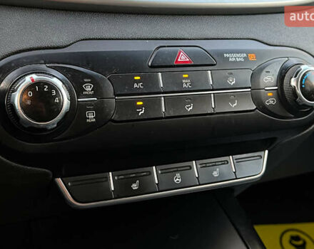 Серый Киа Соренто, объемом двигателя 2.36 л и пробегом 105 тыс. км за 17500 $, фото 13 на Automoto.ua