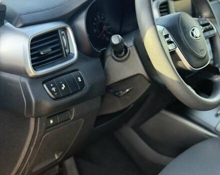 Киа Соренто 2018 в Городенке на Automoto.ua Серый Киа Соренто, объемом двигателя 2.36 л и пробегом 109 тыс. км за 16300 $, фото 30 на Automoto.ua