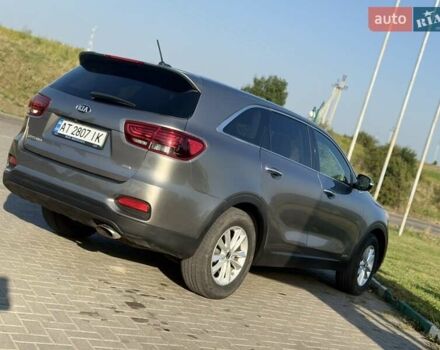 Киа Соренто 2018 в Городенке на Automoto.ua Серый Киа Соренто, объемом двигателя 2.36 л и пробегом 109 тыс. км за 16300 $, фото 3 на Automoto.ua