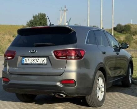 Киа Соренто 2018 в Городенке на Automoto.ua Серый Киа Соренто, объемом двигателя 2.36 л и пробегом 109 тыс. км за 16300 $, фото 1 на Automoto.ua