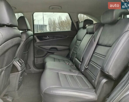 Серый Киа Соренто, объемом двигателя 2 л и пробегом 156 тыс. км за 23955 $, фото 18 на Automoto.ua