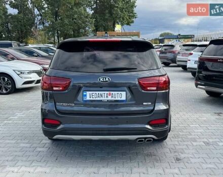 Серый Киа Соренто, объемом двигателя 2 л и пробегом 98 тыс. км за 25300 $, фото 5 на Automoto.ua