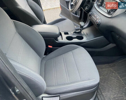 Серый Киа Соренто, объемом двигателя 2.36 л и пробегом 68 тыс. км за 16250 $, фото 55 на Automoto.ua