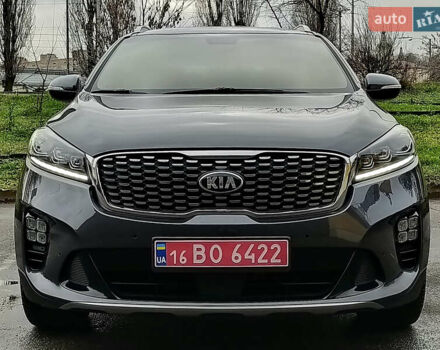 Серый Киа Соренто, объемом двигателя 2 л и пробегом 156 тыс. км за 23955 $, фото 4 на Automoto.ua