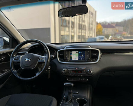 Серый Киа Соренто, объемом двигателя 2.4 л и пробегом 202 тыс. км за 15999 $, фото 25 на Automoto.ua