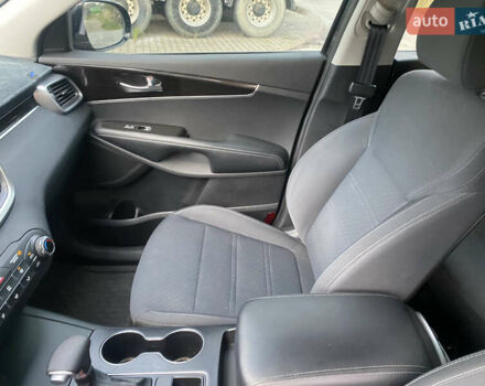 Серый Киа Соренто, объемом двигателя 2.36 л и пробегом 68 тыс. км за 16250 $, фото 37 на Automoto.ua