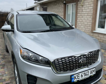 Сірий Кіа Соренто, об'ємом двигуна 2.4 л та пробігом 22 тис. км за 17500 $, фото 2 на Automoto.ua
