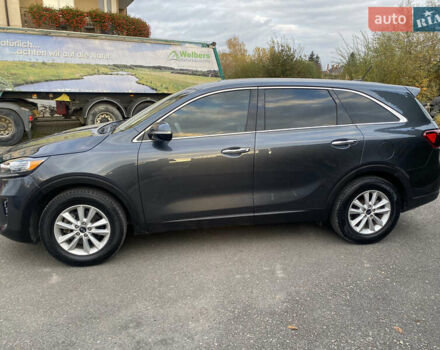 Серый Киа Соренто, объемом двигателя 2.36 л и пробегом 68 тыс. км за 16250 $, фото 7 на Automoto.ua