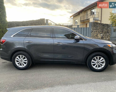 Серый Киа Соренто, объемом двигателя 2.36 л и пробегом 68 тыс. км за 16250 $, фото 17 на Automoto.ua