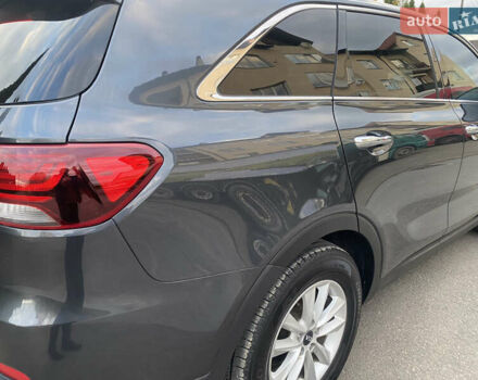 Серый Киа Соренто, объемом двигателя 2.36 л и пробегом 68 тыс. км за 16250 $, фото 29 на Automoto.ua