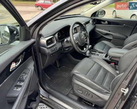 Серый Киа Соренто, объемом двигателя 2.2 л и пробегом 140 тыс. км за 29500 $, фото 22 на Automoto.ua